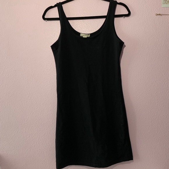 Forever 21 Body-con Dress
 ⠀⠀ - Picture 1 of 3